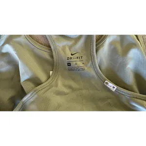 Nike Racerback‎ Dri-FIT Women's Size Medium Workout Sports Bra Soft Green thumbnail 3