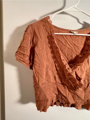 Self Love Women’s Size XL Cropped Faux Wrap Top Rust Brown Orange Lace Smocked thumbnail 2
