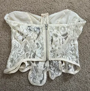 Pretty Little Thing White Lace Corset Top thumbnail 2