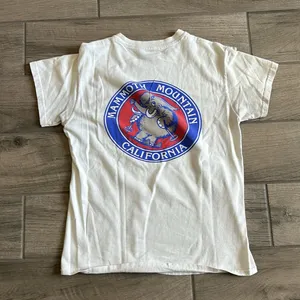 Mammoth mountain California vintage tshirt thumbnail 3