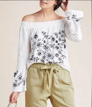 Anthropologie Embroidered‎ Floral Top size S thumbnail 1