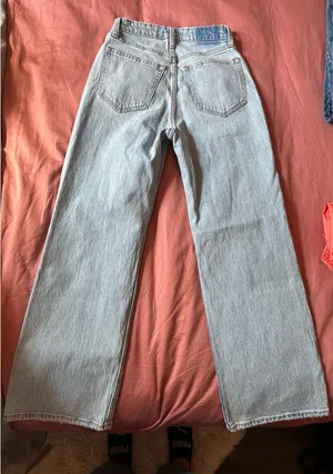 Abercrombie High-Rise Jeans 90s Relaxed thumbnail 3