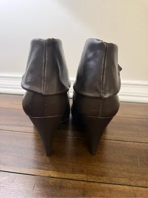 Gianni Bini Fold-Over Button Ankle Booties in Dark Brown size 7 thumbnail 5