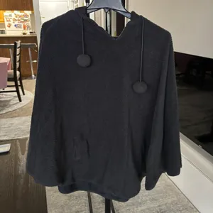 One Size Gray Sherpa Poncho thumbnail 1