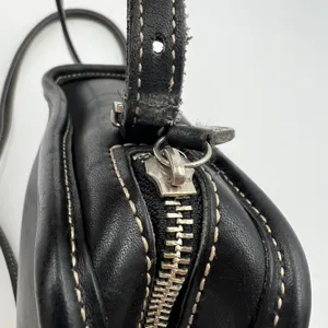 Vintage Coach Bellini Zip Bag Black Leather Purse thumbnail 6