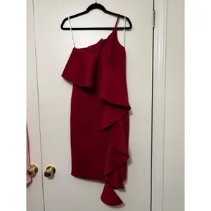 Lavish Alice Burgundy Red One Shoulder Ruffle‎ Midi Dress US 6 NEW thumbnail 2
