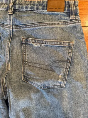 American Eagle Curvy 90s Straight Distressed Jeans - Women's Size 8 thumbnail 8