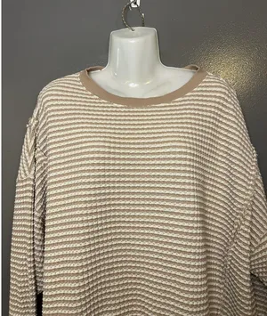 American Eagle Outfitters Sweater Womens XS Beige Waffle Knit Crewneck Pullover thumbnail 1