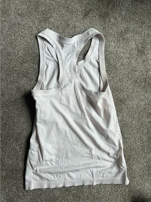 Athleta Women’s Tank Top Small thumbnail 2