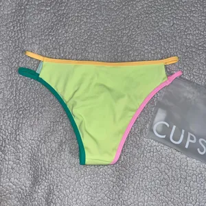 Cupshe Bikini Bottoms thumbnail 10