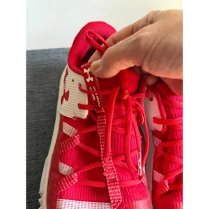 Under Armour Jet 2019 Red White Court Shoes Women’s 9 Volleyball Basketball thumbnail 5