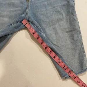 Good American Light Wash Denim Bermuda Shorts Size 2/26 thumbnail 6