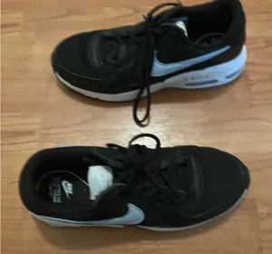 Nike Air Max Women's Shoes Size 9 Athletic Sneakers Black & Blue Swooshes thumbnail 1