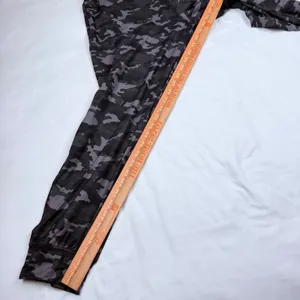 Fabletics High Waisted Performance Jogger Charcoal Camo Women's Large NWT thumbnail 8