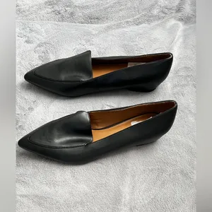 Nordstrom Rack NEW Black Faux Leather Loafers SIZE 9 thumbnail 4