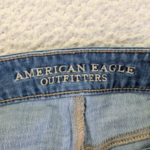 American Eagle Tomgirl Distressed‎ Jean Shorts Womens 00 Blue Denim Button Fly thumbnail 3