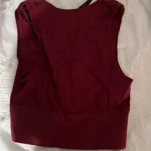 Urban Outfitters maroon Crop Top thumbnail 3