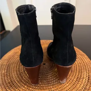 Kork Ease Black Suede Ankle‎ Boots thumbnail 4