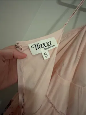 Trixxi LA Pink Floral Midi Dress size XL thumbnail 8