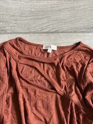 Ultra Flirt Rust Ribbed Long-Sleeve Bodysuit thumbnail 3