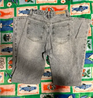 White Fox Who's That Girl Straight Leg Denim Jeans thumbnail 2