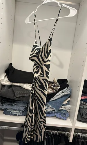 H&M Dress thumbnail 3