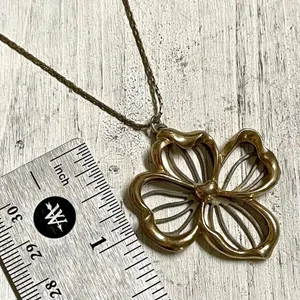 Avon vintage dogwood flower silver and gold tone pendant necklace thumbnail 6