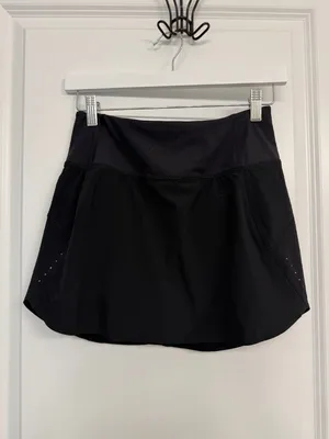 Athleta Run With It Black Running Skort Built-In Shorts XS thumbnail 3