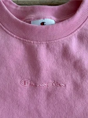 Champion Crewneck Sweatshirt size s thumbnail 3