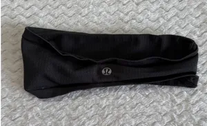 Lululemon Black Athletic Headband Reflective Logo Yoga Running Workout Accessory thumbnail 1