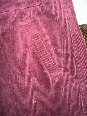 Loft Burgundy Maroon Corduroy Mini Skirt Pockets Zip Size 2 thumbnail 2