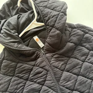Mono B Quilted‎ Hooded Vest Black Full Zip Pockets Women's Size L thumbnail 6