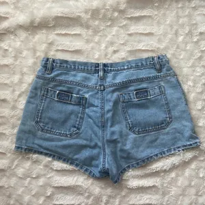 Vintage Calvin Klein jean shorts thumbnail 3