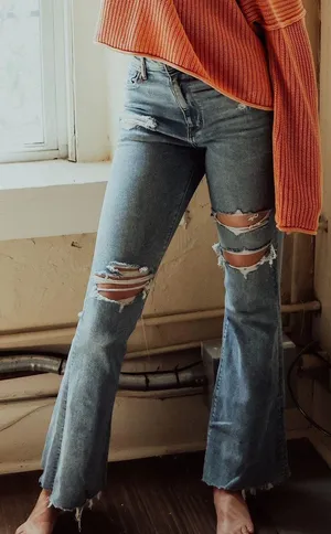 American Eagle Outfitters Ripped Flare Jeans thumbnail 1