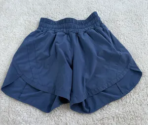Lululemon Women Blue 2 Shorts 5” Lined Sporty Track Running Preppy Casual Summer thumbnail 1