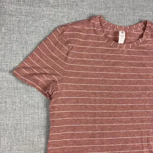 Lululemon Athletica T-Shirt Womens 2 Red Striped Crew Neck Short Sleeve Top thumbnail 3