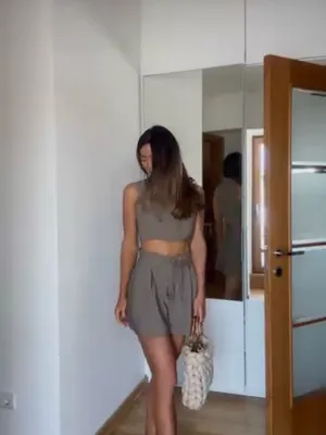 Women's Two thumbnail 2