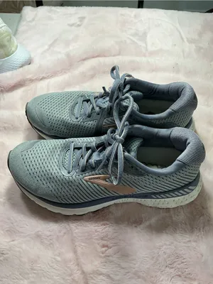 Brooks Women's Light Blue Gray Running Shoes b101 thumbnail 4