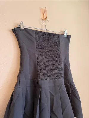 EDIKTED Pleated Drop Waist MINI DRESS‎ in Dark Gray Size Medium NWT thumbnail 7