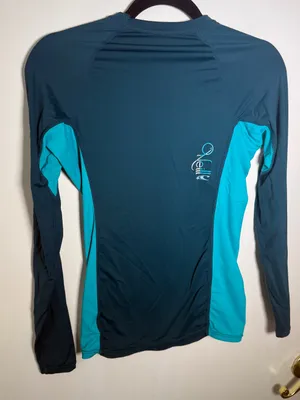 O'Neill Women's Long Sleeve Teal Rash Guard Medium thumbnail 6