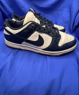Nike Dunks Navy thumbnail 3