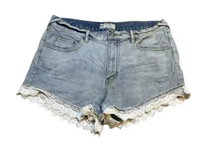 👖 Free People Lace Trim‎ Jean Shorts 🌸 Boho Light Wash Denim 29 👖 thumbnail 1