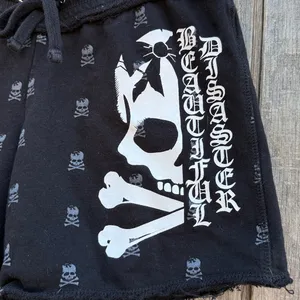 Beautiful Disaster RETIRED Raw Hem Skull Design Black Sweat Shorts Size S thumbnail 2