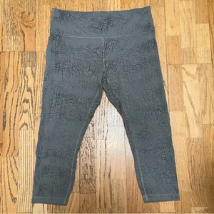 Lululemon Wunder Train HR Tight 23” Dye Size 16 Thread Dye Rover Black‎ TRD4 thumbnail 2