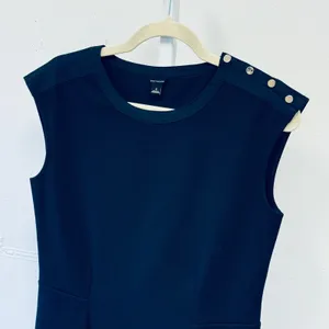 Ann Taylor Navy Blue Button Shoulder Sleeveless Knit Top‎ Small Casual Tailored thumbnail 3