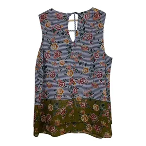 Cabi sleeveless top floral‎ medium thumbnail 2