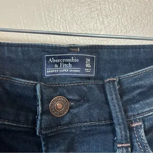 Abercrombie‎ & Fitch Women’s Jeans Harper Super Skinny Dark Wash Stretch Size 00 thumbnail 3
