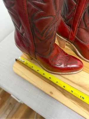 Capezio Vintage Women's Embroidered Red Stack Heel Leather Boot Size 5 #267022 thumbnail 10