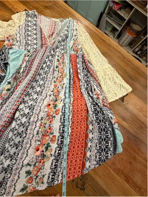 Kori America Patchwork Boho Dress Lace Sleeve Floral Mix Print V-Neck Sz L S7003 thumbnail 12