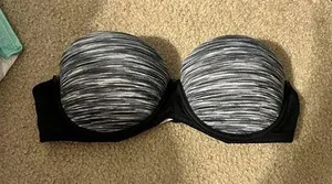 Victoria’s Secret PINK strapless Bra thumbnail 1